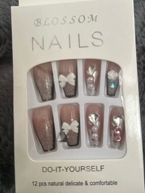 Nude Pink Press-On Nails with Glitter & Gems